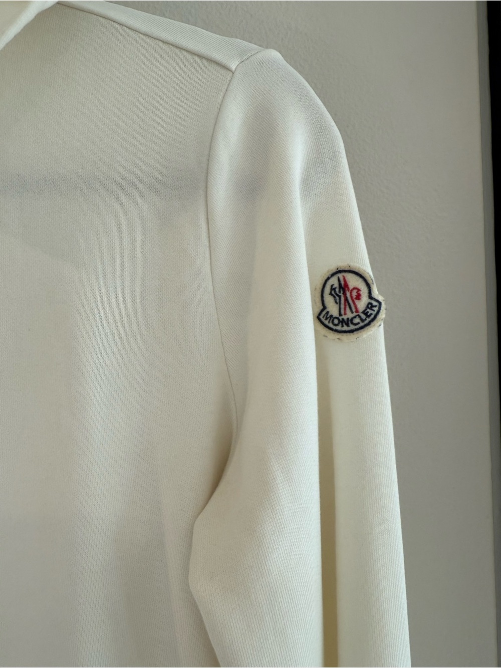 Moncler - Cream Zip-Up Hoodie with Logo Patch - Size M - Picture 3 of 10